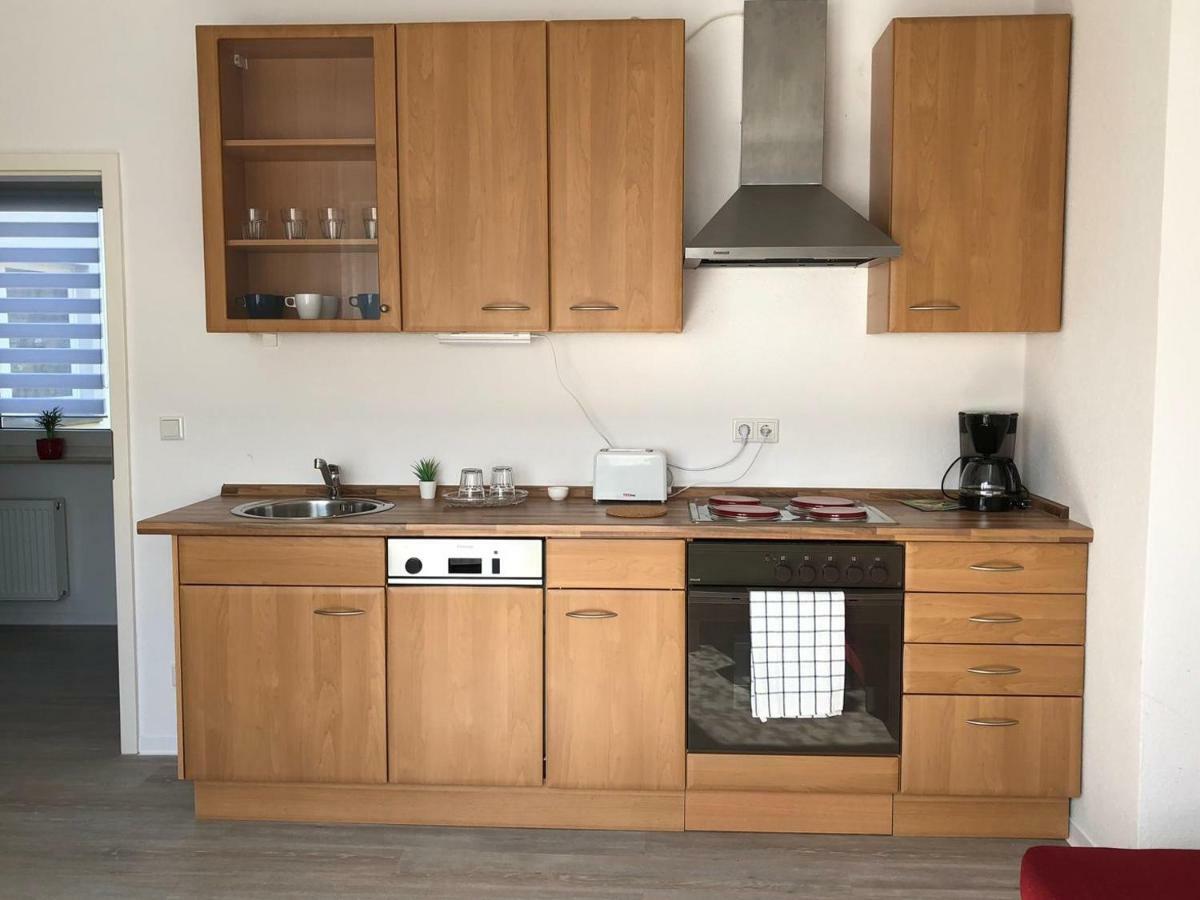 Helle Ferienwohnung An Der Rheinpromenade 50 Qm Duisburg Luaran gambar